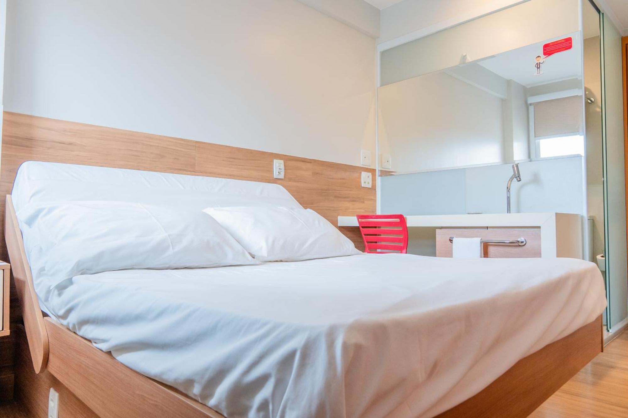 I5 Play Hotel Aguas Claras Exterior photo