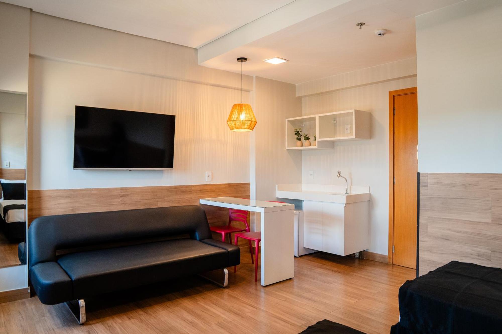 I5 Play Hotel Aguas Claras Exterior photo